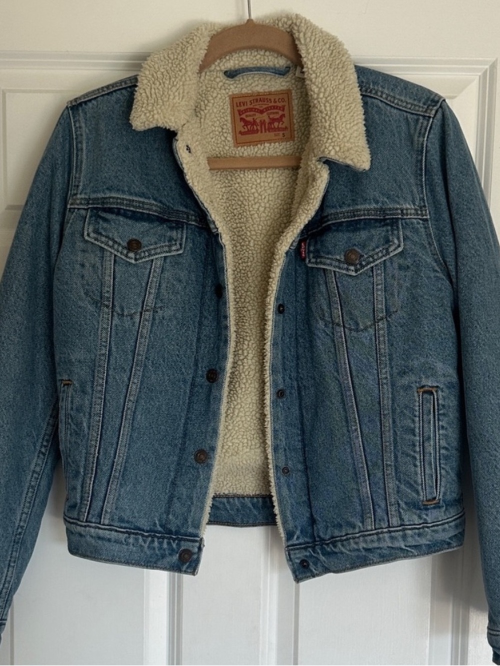 Levi's Women’s Blue Sherpa-Lined Denim Jacket